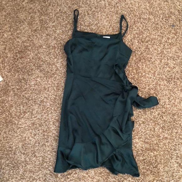 Princess Polly Dresses & Skirts - Princess Polly wrap dress (worn once)